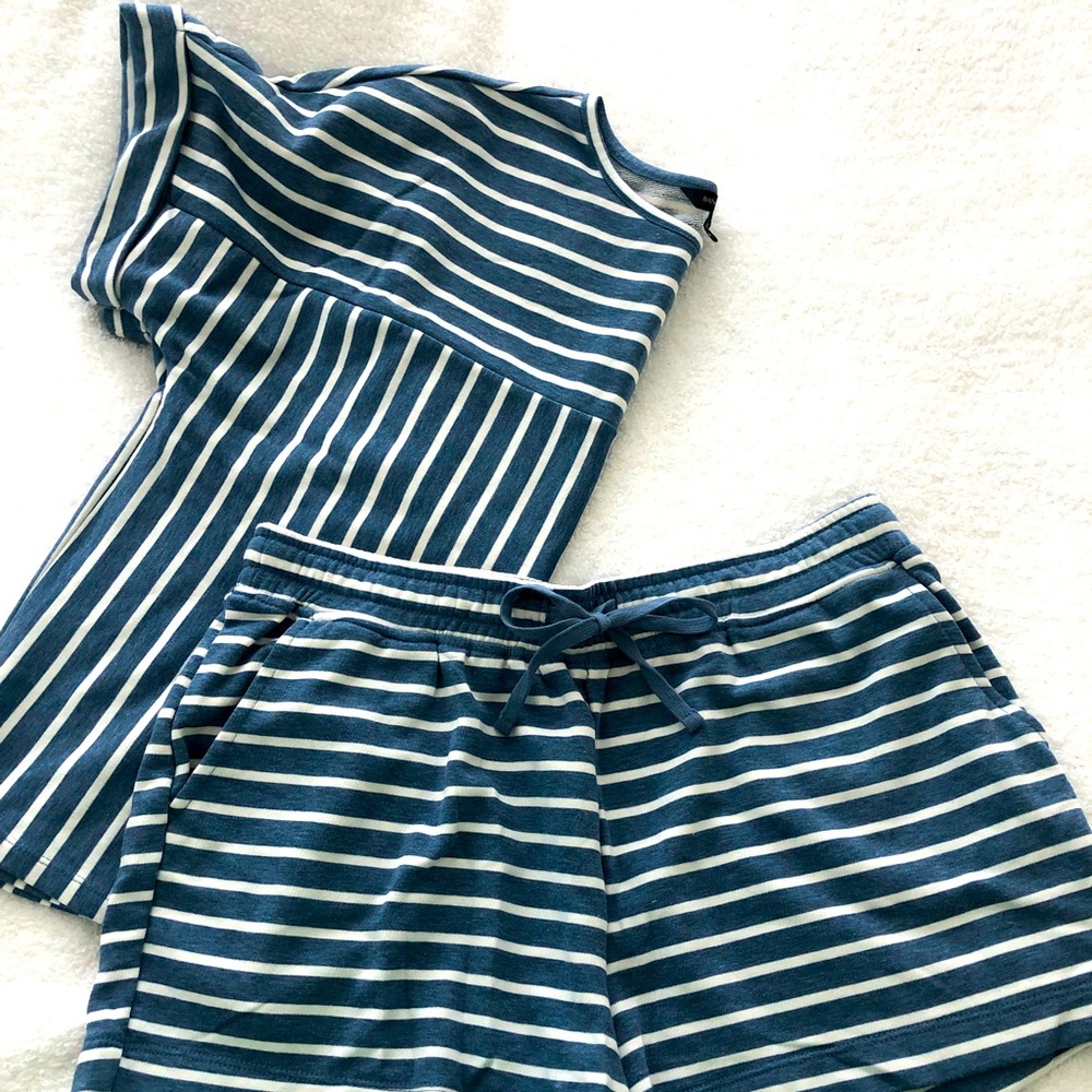 Banana Republic Terry cotton short and t-shirt set Size Medium